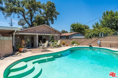 /international/us/143-e-arrow-hwy-claremont-ca-110101076231/?lang=zh-cn