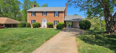 /international/us/5909-rhonda-road-lynchburg-va-110107345341/