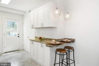 /international/us/3713-woodbine-avenue-baltimore-md-110100871240/