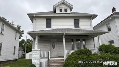 /international/us/1512-42nd-street-rock-island-il-110100950780/