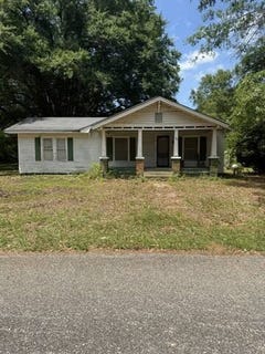 /international/us/98-desoto-drive-whatley-al-110108147038/