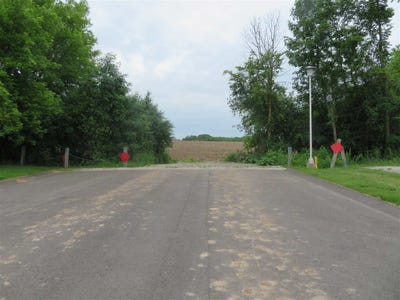 /international/us/31-3-ac-marsh-trail-beaver-dam-wi-110085294006/?lang=zh-tw