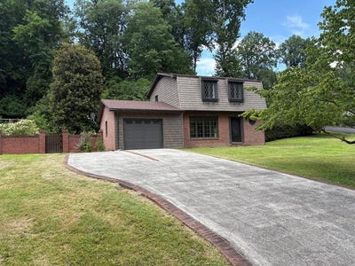 /international/us/532-532-sycamore-lane-richlands-va-110099173773/?lang=zh-cn