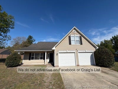 /international/us/132-congaree-drive-raeford-nc-110107230237/