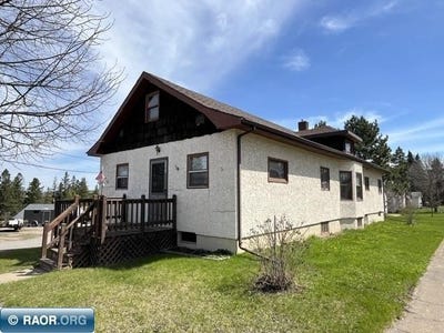 /international/us/1102-mckinley-ave-eveleth-mn-110108078143/