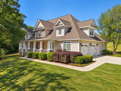 /international/us/43-hidden-hills-drive-chickamauga-ga-110120463994/