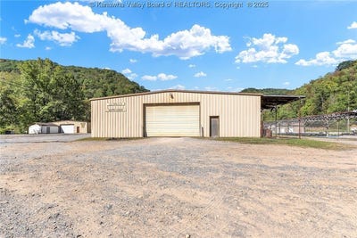 /international/us/1727-dixie-highway-dixie-wv-110103163798/