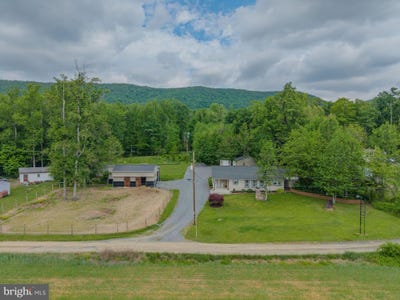 /international/us/62-cassel-lane-ickesburg-pa-110108196658/