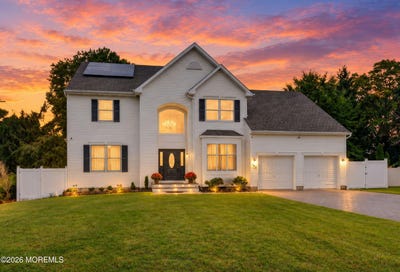 /international/us/462-shirley-lane-brick-nj-110119994172/