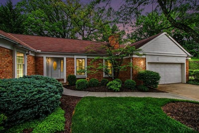 /international/us/3080-country-woods-lane-green-twp-oh-110107878032/
