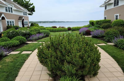 /international/us/62-canoe-place-road-hampton-bays-ny-110104013821/