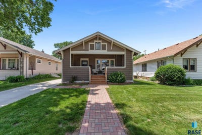 /international/us/1307-s-summit-ave-sioux-falls-sd-110108717354/
