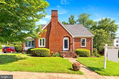 /international/us/9226-portner-avenue-manassas-va-110100847468/?lang=en