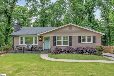 /international/us/40-nottingham-road-greenville-sc-110107958996/