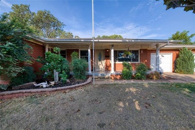 /international/us/1119-crestview-drive-elk-city-ok-110120067561/