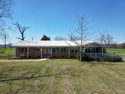 /international/us/285-n-21st-ave-atmore-al-110098003390/