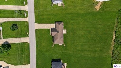 /international/us/176-graceland-trail-elizabethtown-ky-110119531349/