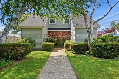 /international/us/207-glen-drive-warwick-ri-110108218684/