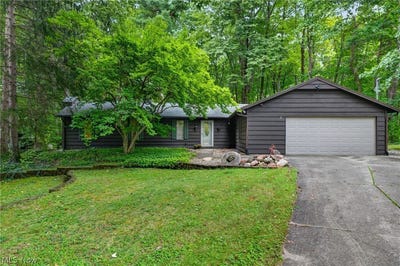 /international/us/14627-mill-hollow-lane-strongsville-oh-110120064088/