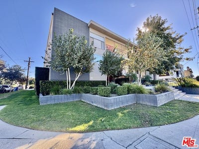 /international/us/7524-sepulveda-blvd-van-nuys-ca-110107874716/