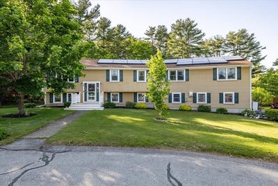 /international/us/26-brookings-dr-kingston-ma-110108819915/