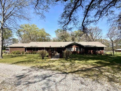 /international/us/721-w-george-pike-ln-dewitt-ar-110106758118/