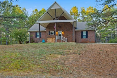 /international/us/1907-mountain-creek-church-road-starr-sc-110107795200/