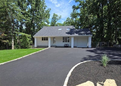 /international/us/121-lower-sheep-pasture-road-east-setauket-ny-110100851272/