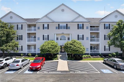 /international/us/4703-hills-and-dales-road-nw-canton-oh-110108567017/
