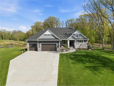 /international/us/4823-145th-avenue-ne-ham-lake-mn-110108164777/