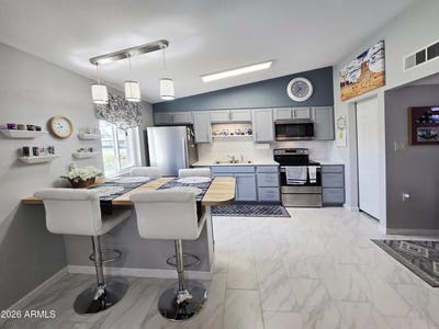 /international/us/10624-w-oakmont-drive-sun-city-az-110120580927/