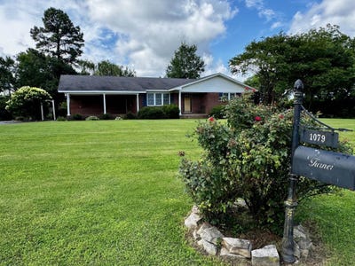 /international/us/1079-elm-grove-rd-burlison-tn-110108880295/