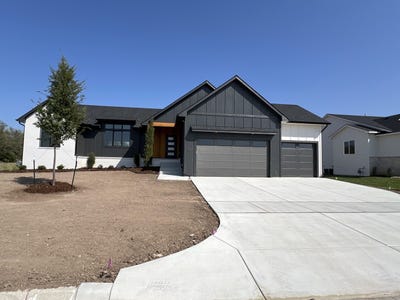 /international/us/1011-s-brookside-goddard-ks-110094458290/