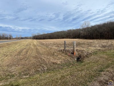/international/us/21st-st-perry-ks-110104296006/