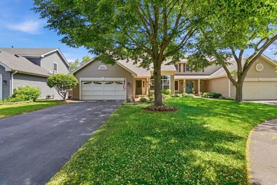 /international/us/546-tewksbury-circle-oswego-il-110108390342/