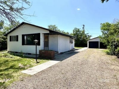 /international/us/107-n-earling-ave-miles-city-mt-110100351449/