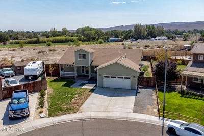 /international/us/211-jimmy-s-peak-court-fernley-nv-110099991322/