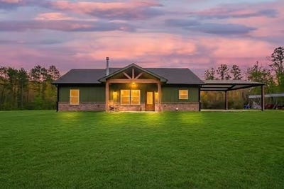 /international/us/217-laird-rd-apple-springs-tx-110106558298/