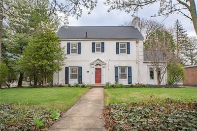 /international/us/2412-university-avenue-nw-canton-oh-110107038999/