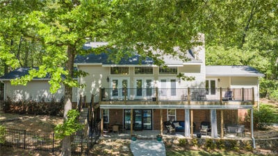/international/us/80-still-waters-grove-dadeville-al-110107761071/