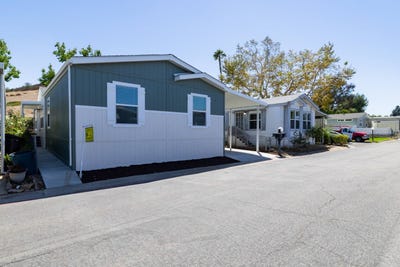/international/us/13209-alpine-dr-poway-ca-110120513872/