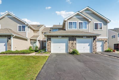 /international/us/1064-ripple-ridge-darien-il-110108347855/