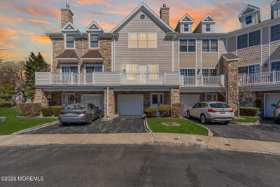 /international/us/302-villa-drive-long-branch-nj-110107196885/