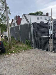 /international/us/116-22-lovingham-place-jamaica-ny-110096101224/?lang=id