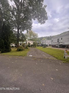 /international/us/highway-73-townsend-tn-110102064318/