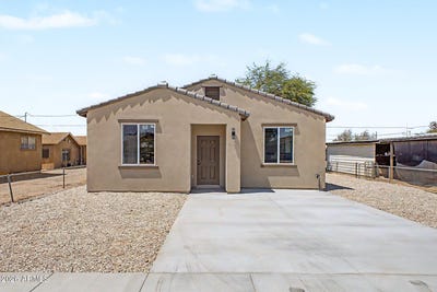 /international/us/706-w-12th-street-casa-grande-az-110108736386/