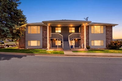 /international/us/370-w-4900-s-washington-terrace-ut-110108351424/