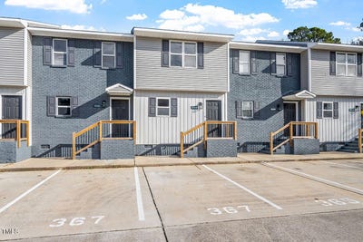/international/us/407-e-williams-street-angier-nc-110100864097/