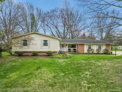 /international/us/38205-connaught-drive-farmington-hills-mi-110108582839/