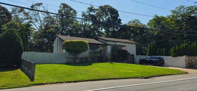 /international/us/1420-august-road-north-babylon-ny-110120015265/